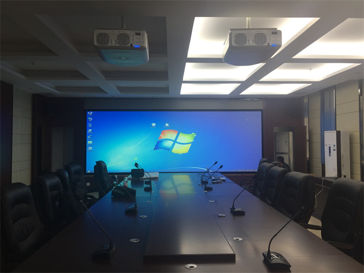 四川某中級(jí)人民法院指揮中心